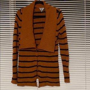 Volcom sweater